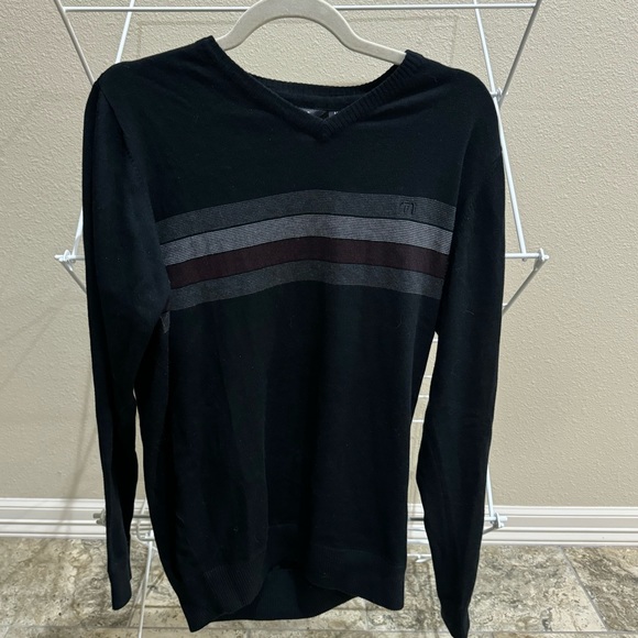 Travis Mathew Pullover Sweater - Picture 1 of 3